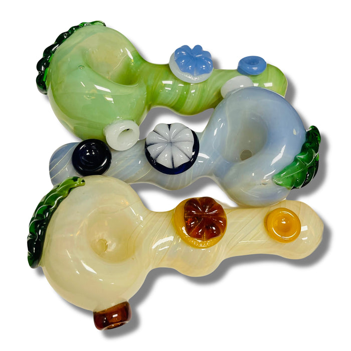 5.5" Leaf W/ 2 Buttons Glass Hand Pipe